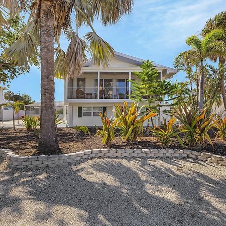 140 Barefoot Bungalow: 4Br/2Ba W/ Heated Pool! Fort Myers Beach Buitenkant foto