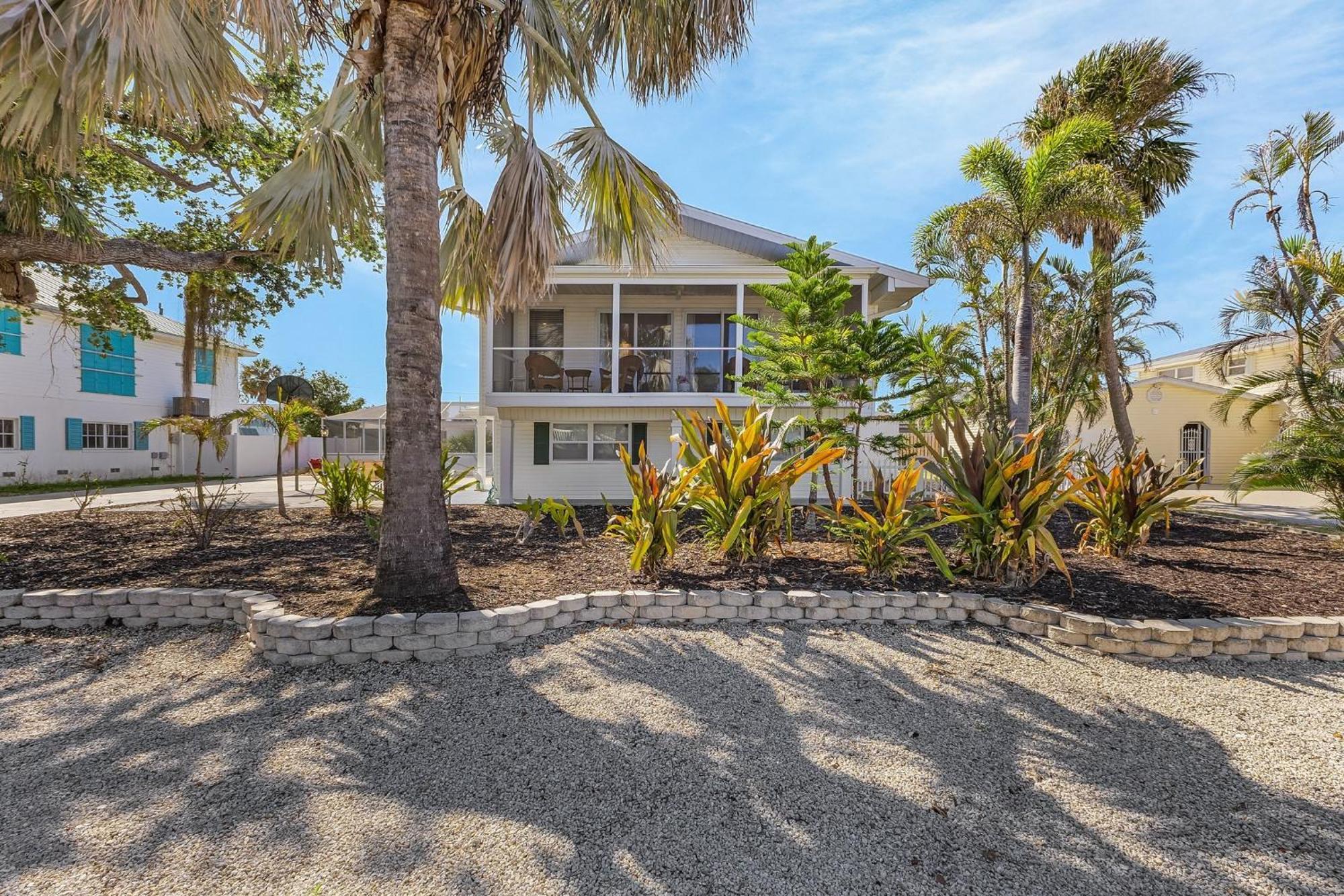 140 Barefoot Bungalow: 4Br/2Ba W/ Heated Pool! Fort Myers Beach Buitenkant foto
